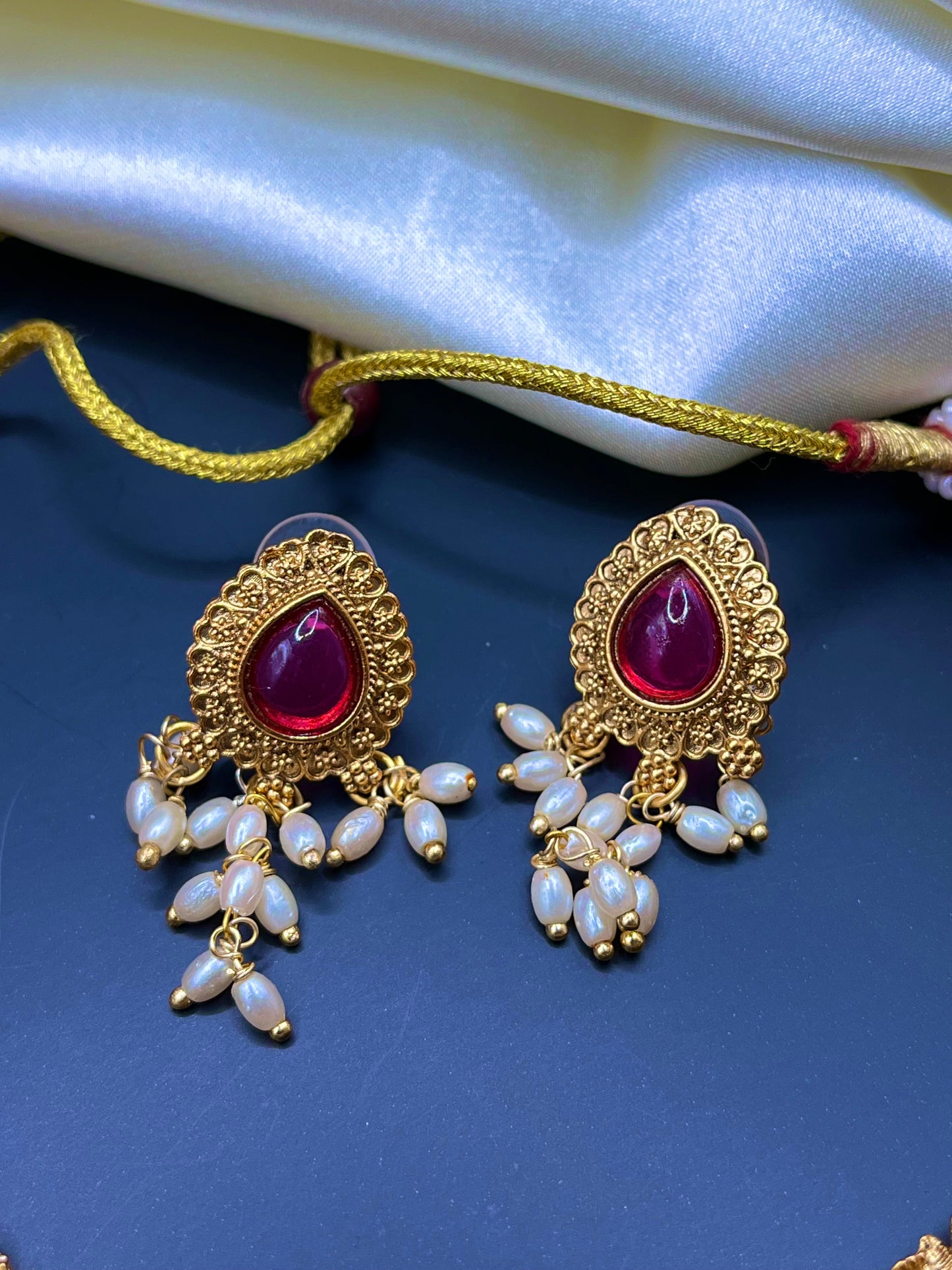 Sana - Traditional Necklace Set