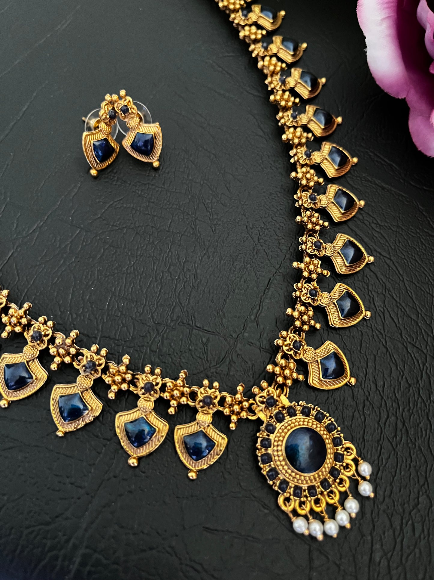 Neelakshi – Palakka Style Heritage Haaram Necklace Set