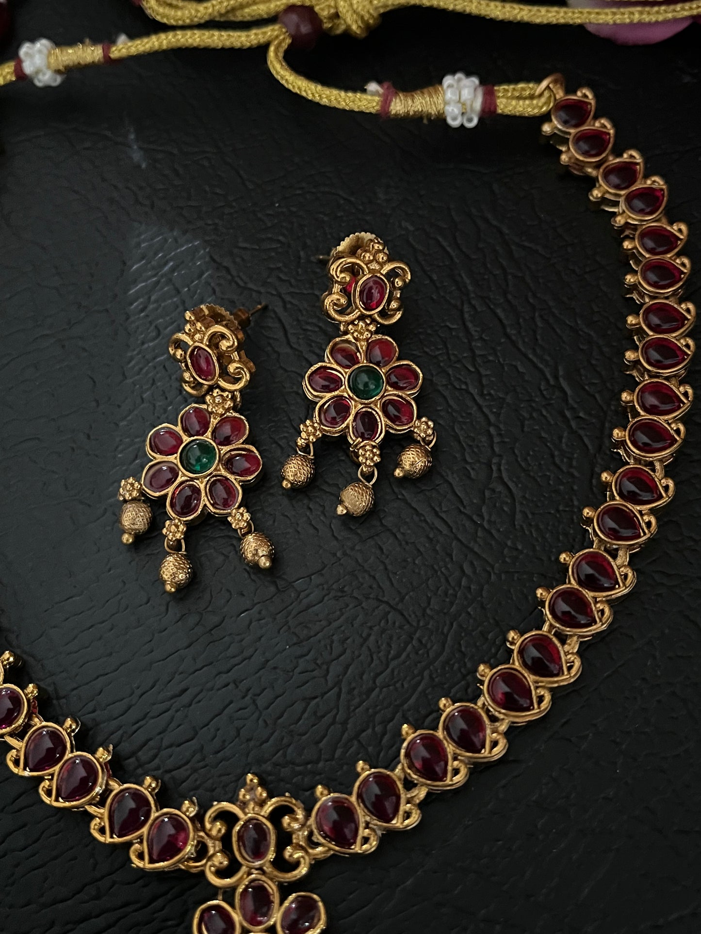 Saanvika – Heritage Necklace Set
