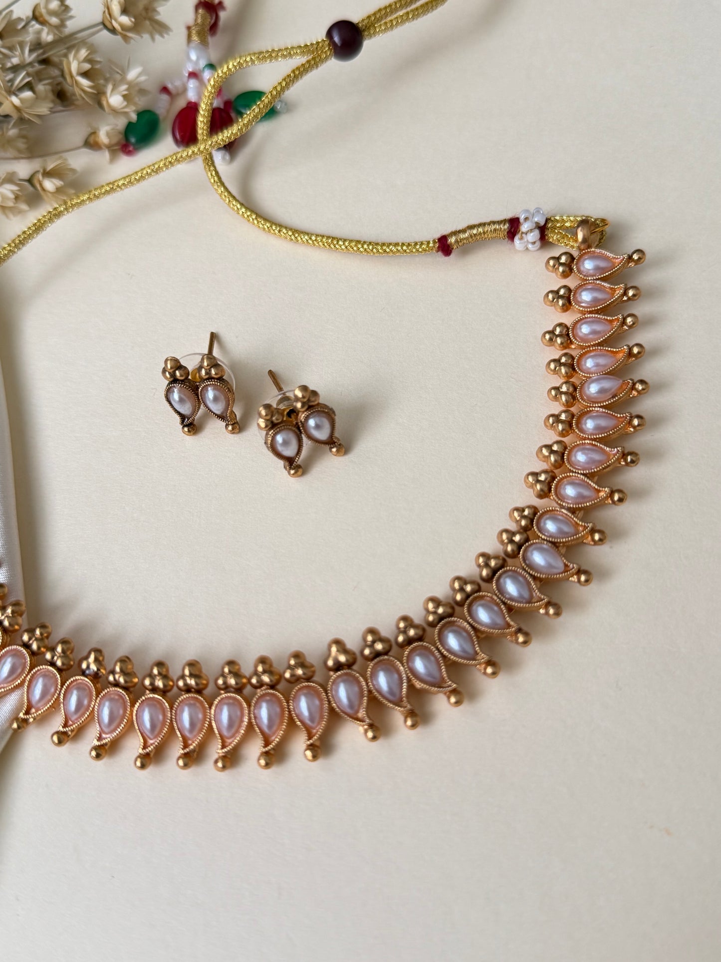 Kaavya V1 – Pearl-Style Necklace Set