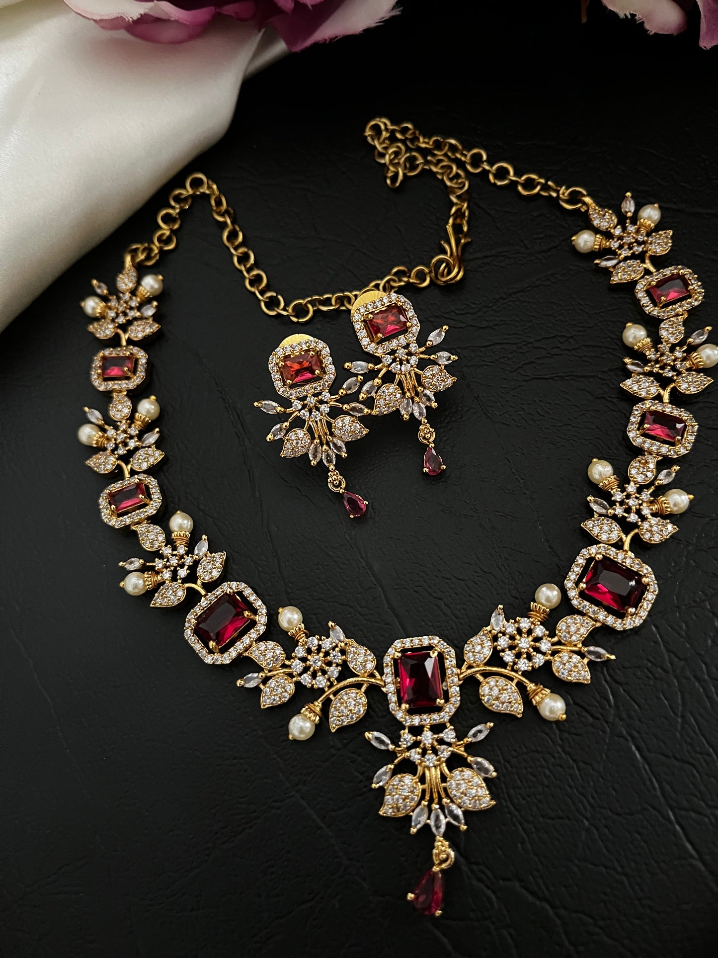 Ishara-Gemstone Statement Necklace Set