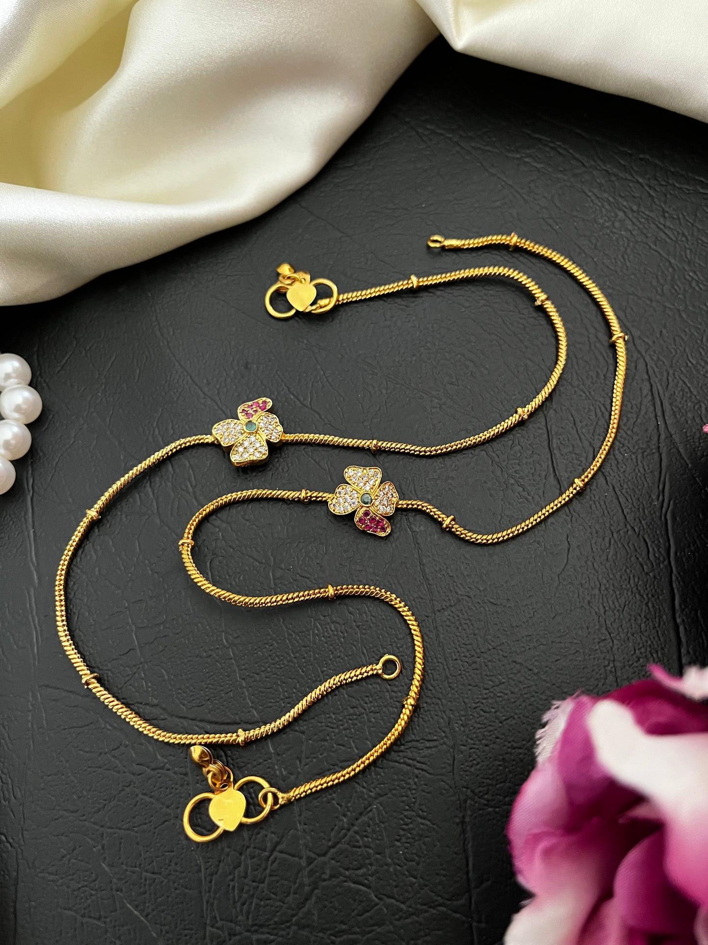 Elodie – Dainty Floral Anklet (Payal)