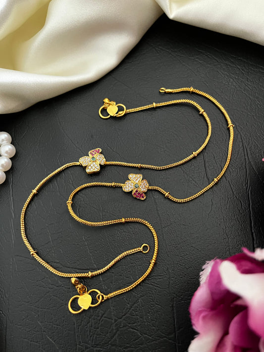 Elodie – Dainty Floral Anklet (Payal)