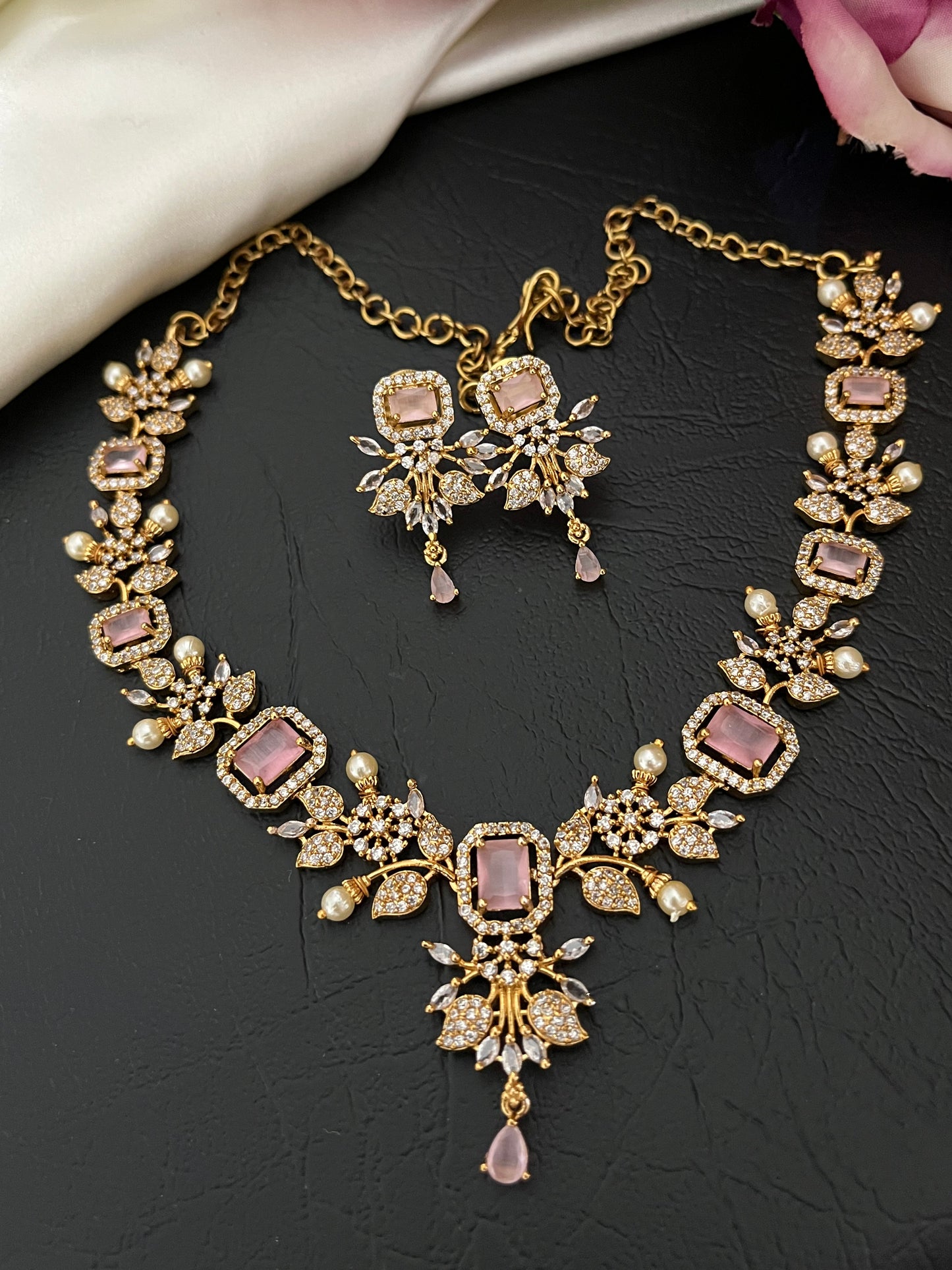 Ishara-Gemstone Statement Necklace Set