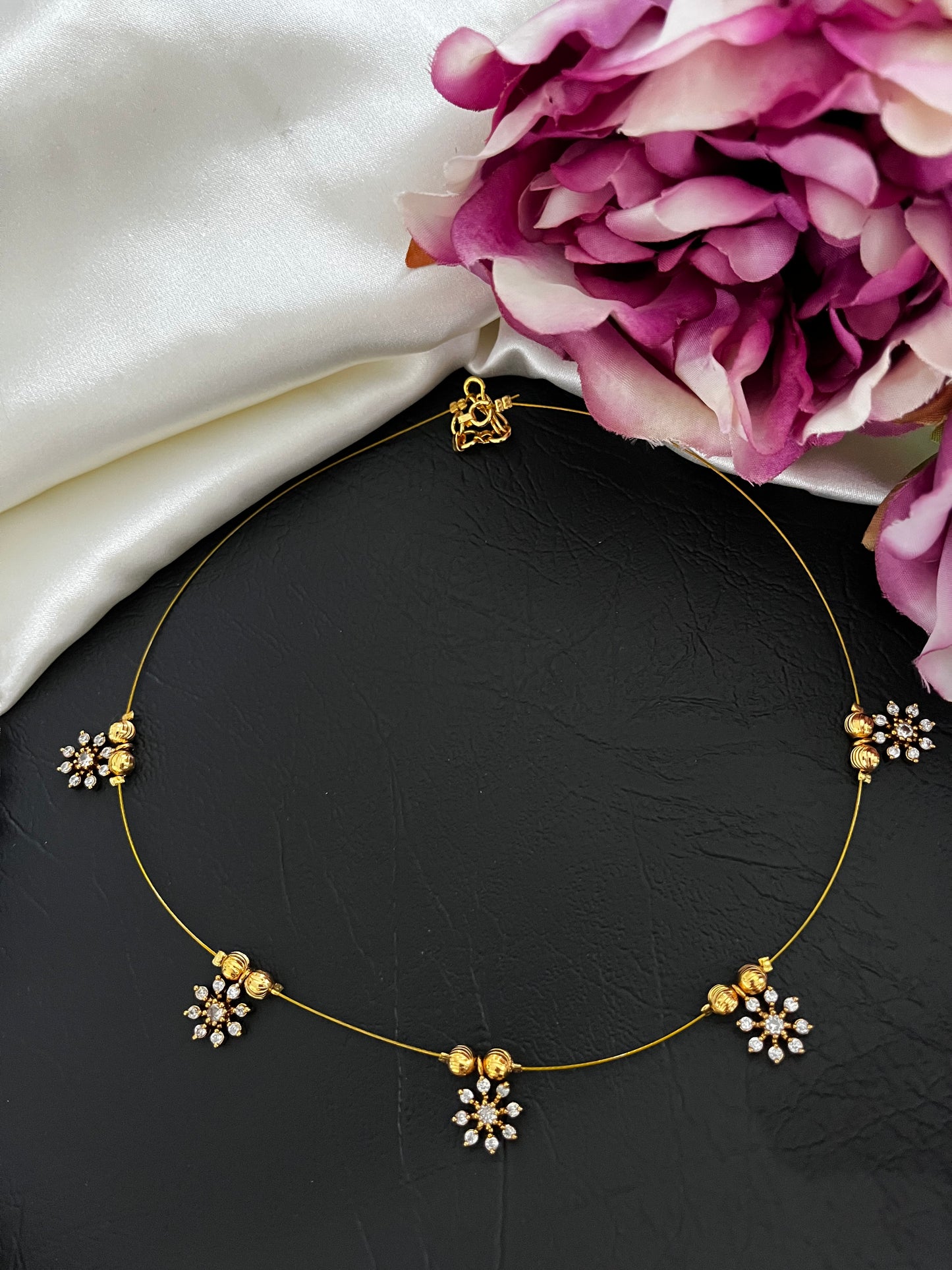 Evara Whisper – Floral CZ Floating Necklace