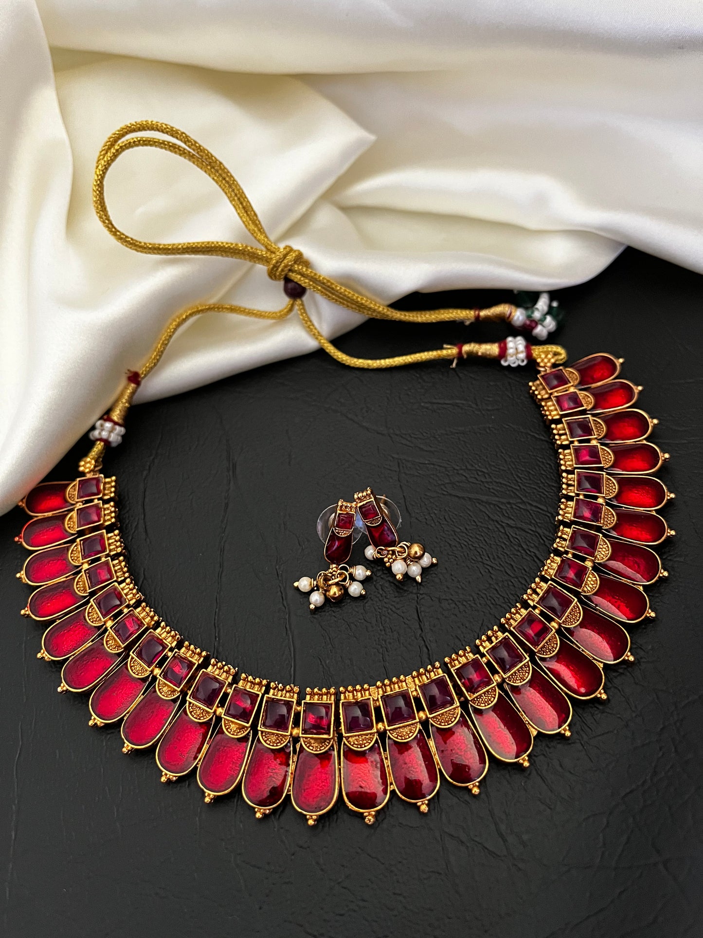 Vasudha – Palakka Style Gold-Tone Necklace Set