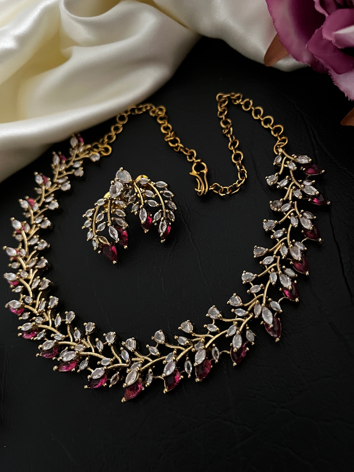 Kaia – CZ Leaf Necklace Set