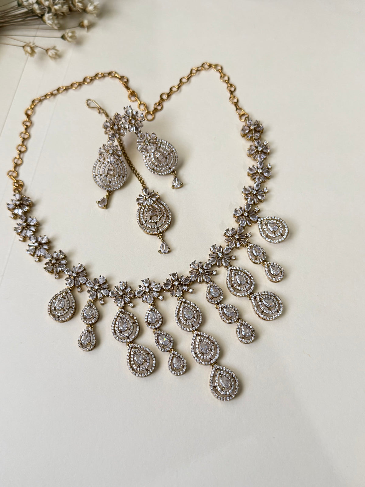 Rani - Floral Necklace Set – Green, Blue or White