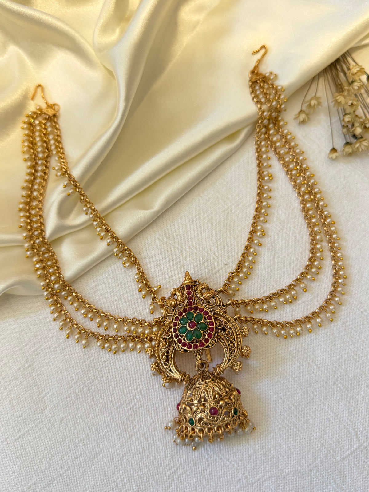 Ranjani Jada Billa Brooch – Antique Gold Pearl Chain South Indian Hair Jewellery