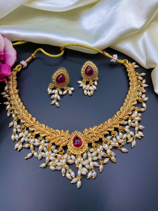 Sana - Traditional Necklace Set