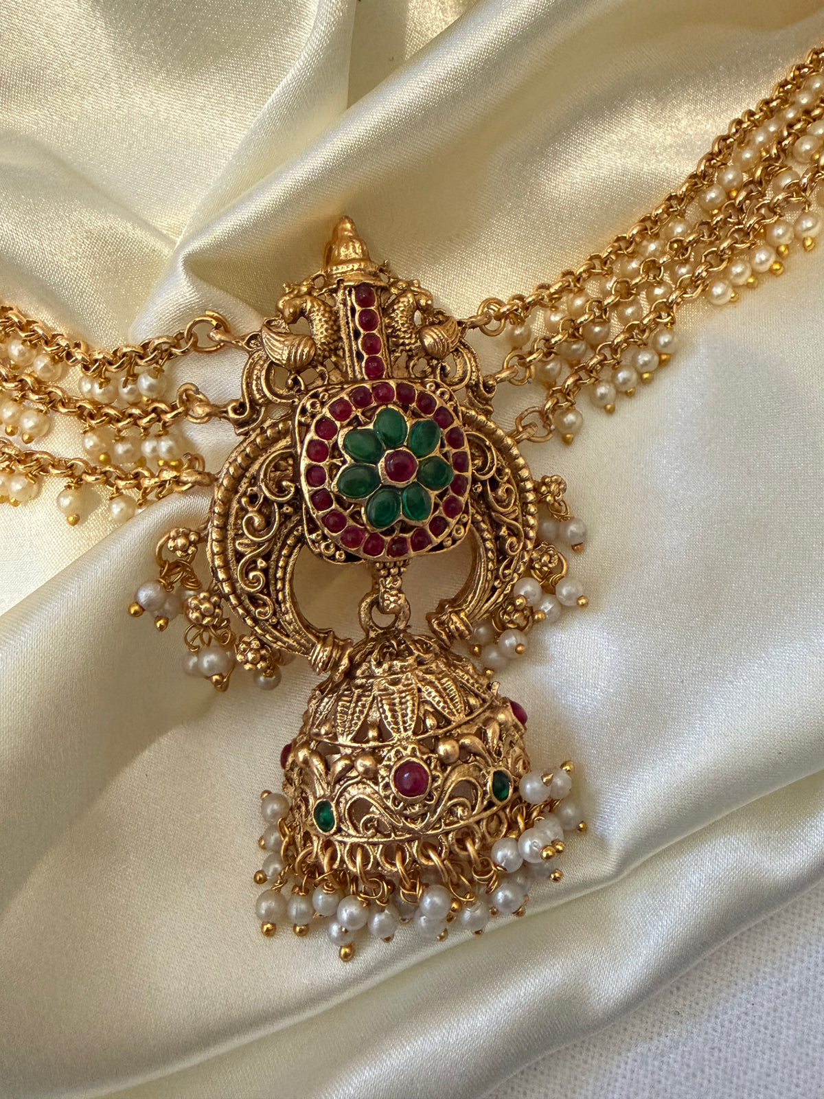 Ranjani Jada Billa Brooch – Antique Gold Pearl Chain South Indian Hair Jewellery