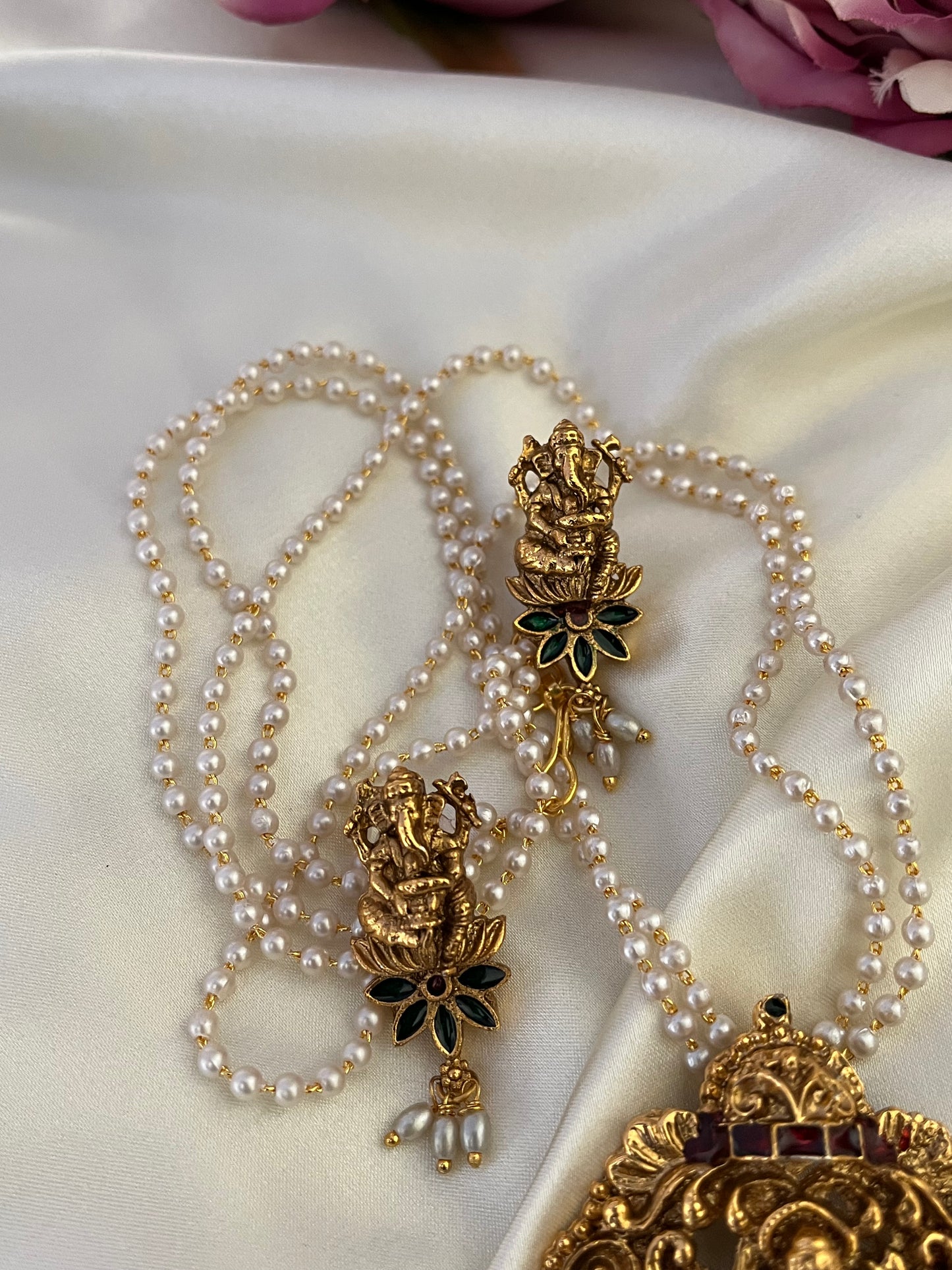 Vighnaharta - Antique Temple Jewellery Set | Lord Ganesha Deity Decoration or Necklace | Pearl Chain & Matching Earrings