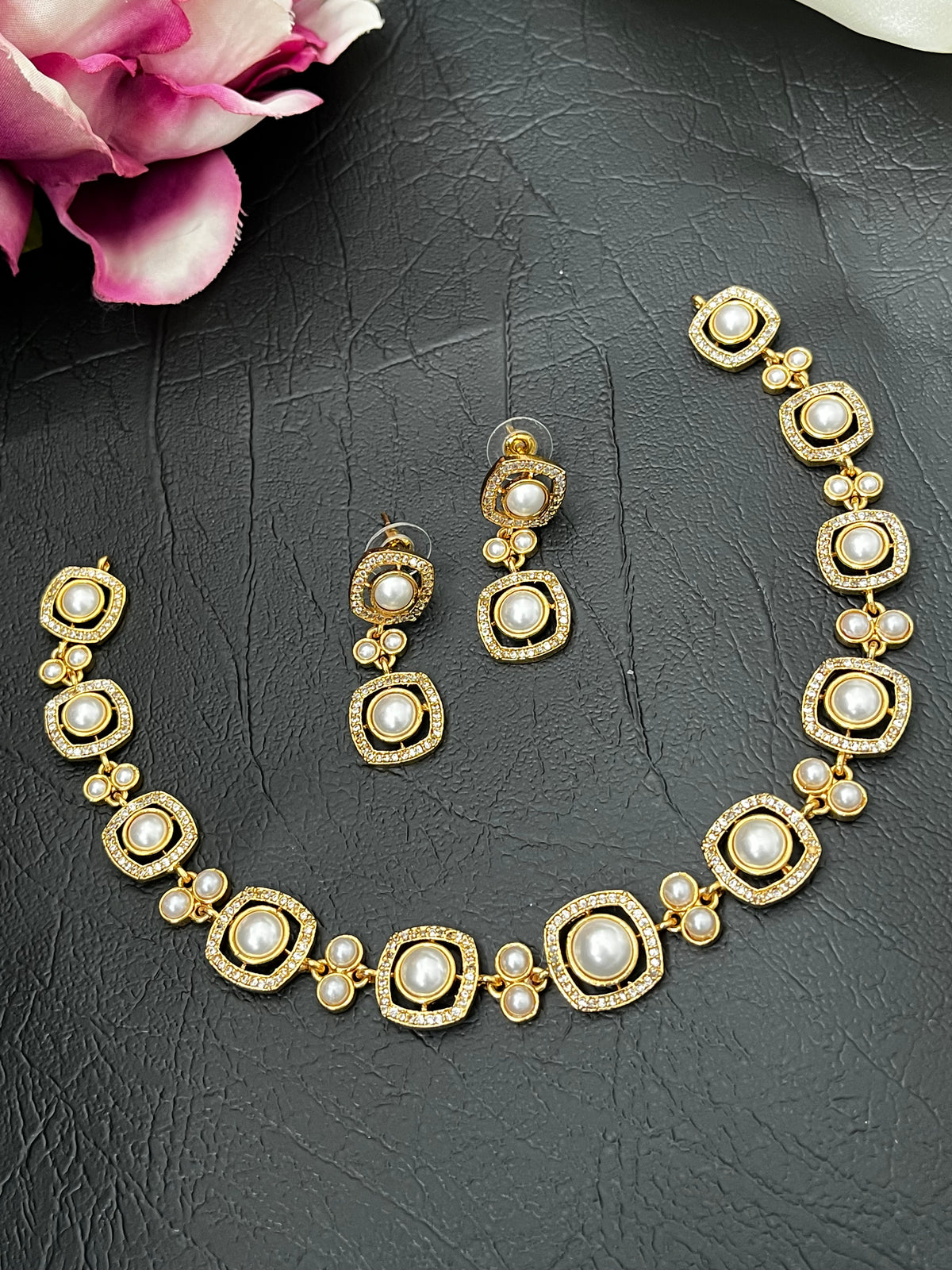 Shilpa - Convertible Pearl-Style Choker Necklace Set