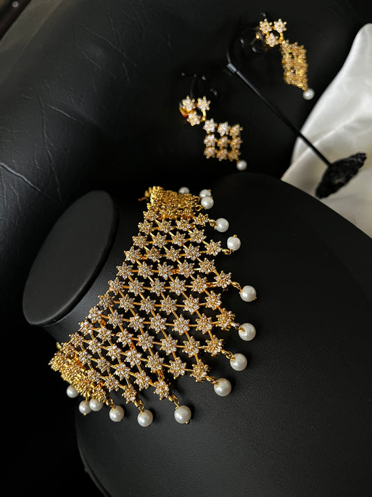 Taarika – Starfall CZ Statement Choker Set