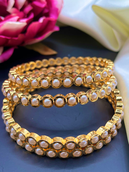 Aadhya - Classic Gold & Pearl Bangle