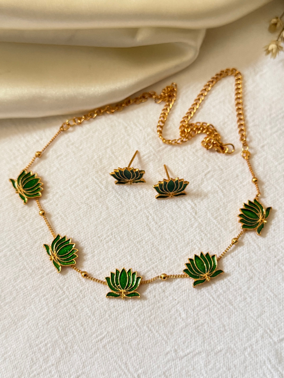 Kumudini - Enamel simple Lotus Necklace Set – Maroon & Green | Indian Jewellery Australia