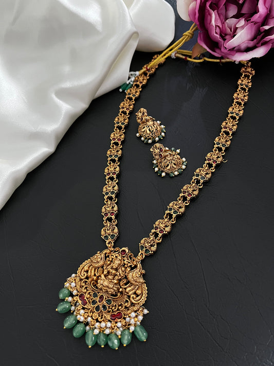 Sampoorna – Lakshmi Devi Temple-Inspired Gold-Tone Necklace Set