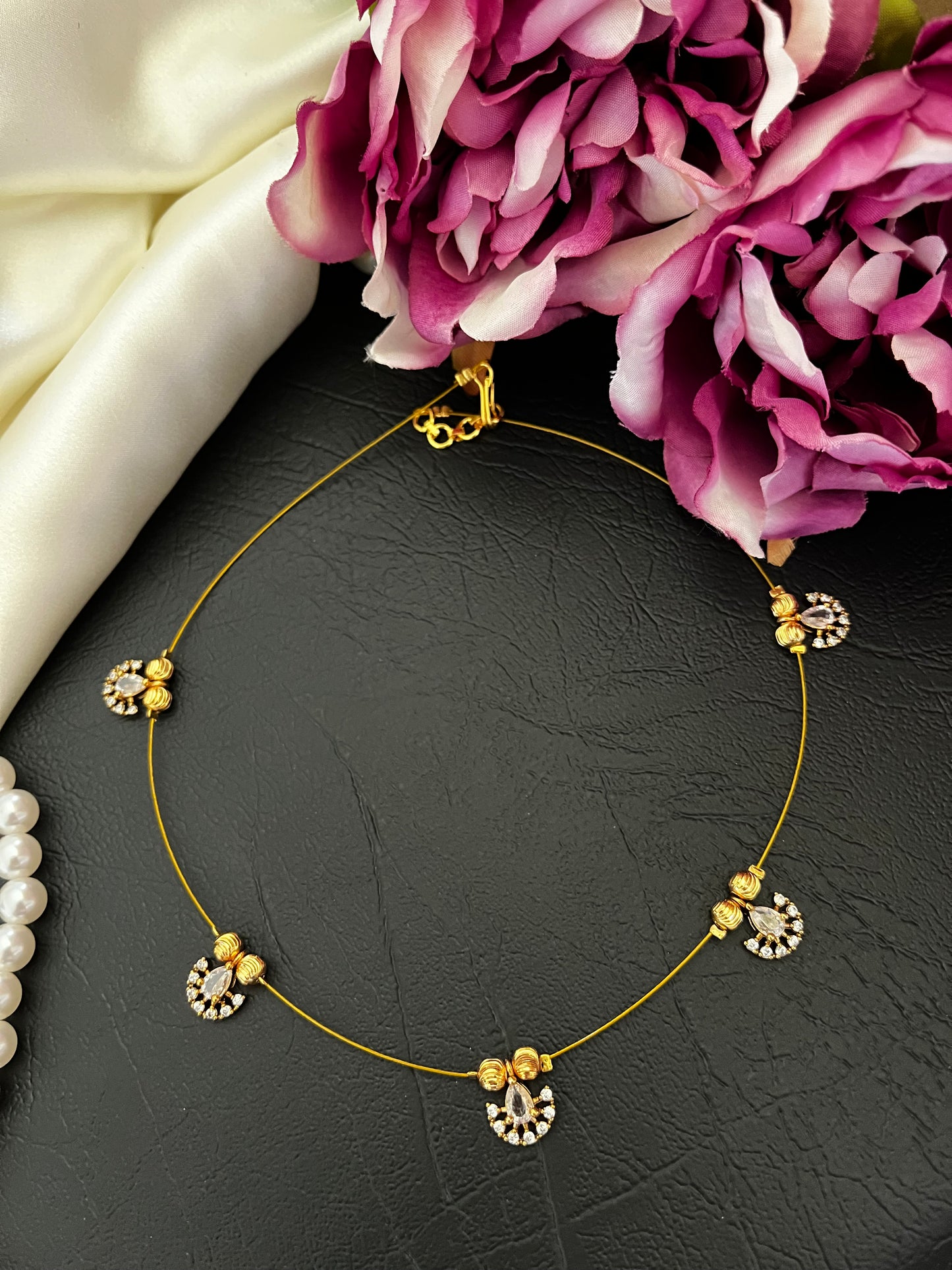 Veila – CZ Floating Whisper Necklace