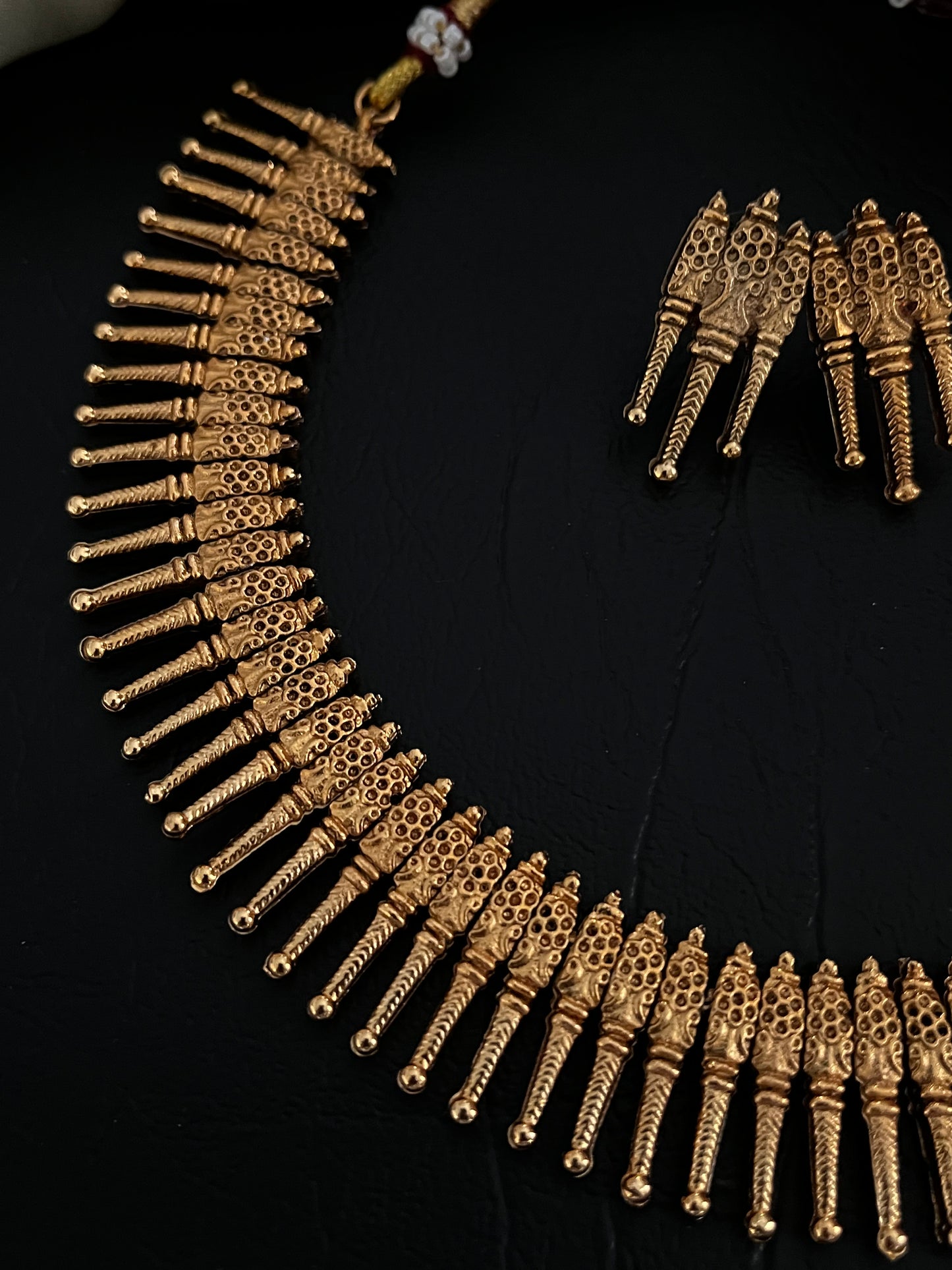 Mallika - Mullamottu Mala Necklace Set