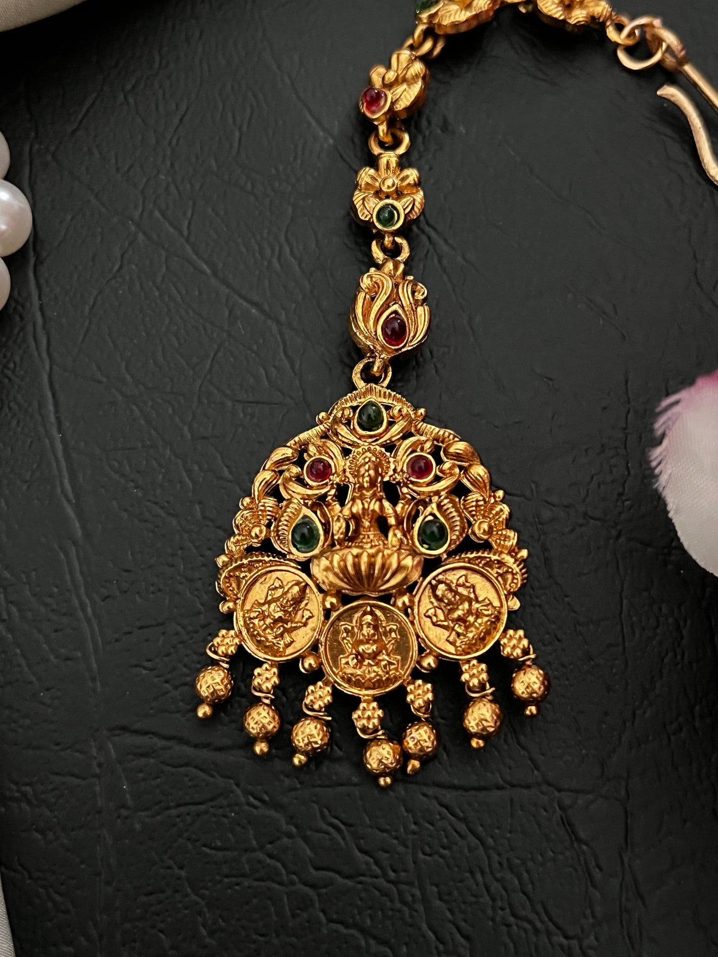 Shrivalli – Lakshmi Coin Temple Maang Tikka