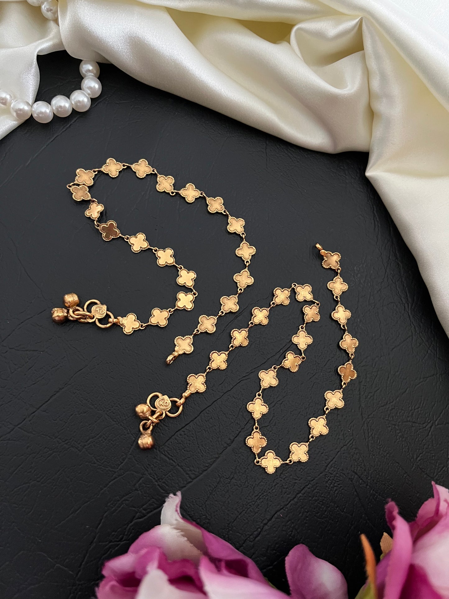 Elowen – Clover Link Anklet