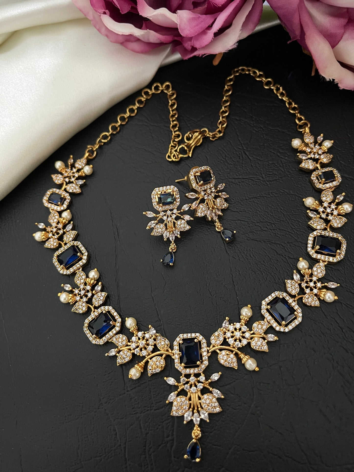 Ishara-Gemstone Statement Necklace Set