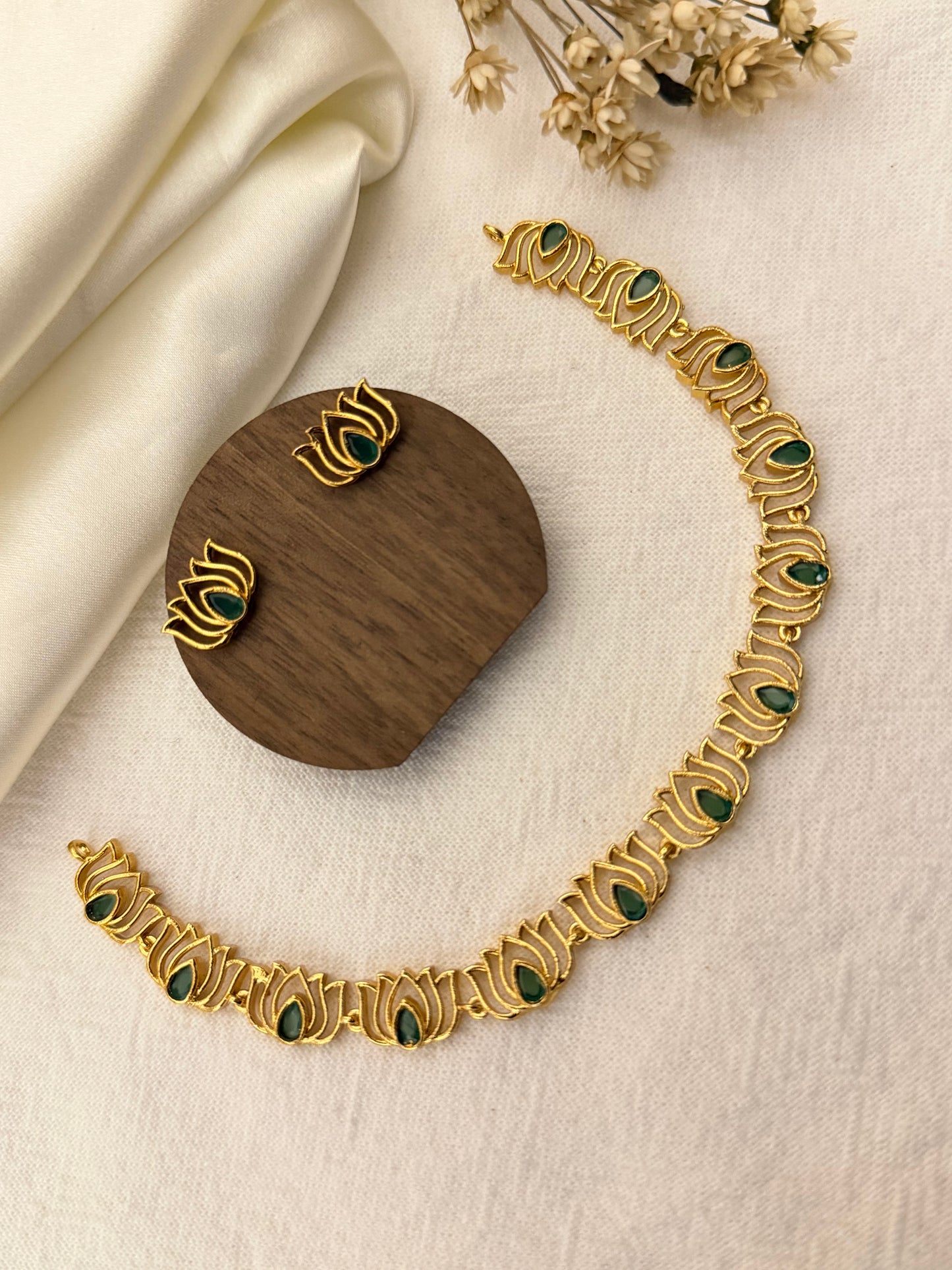 Grace Padma - Lotus Necklace & Stud Earrings Set – Micro Gold Plated Indian Jewellery