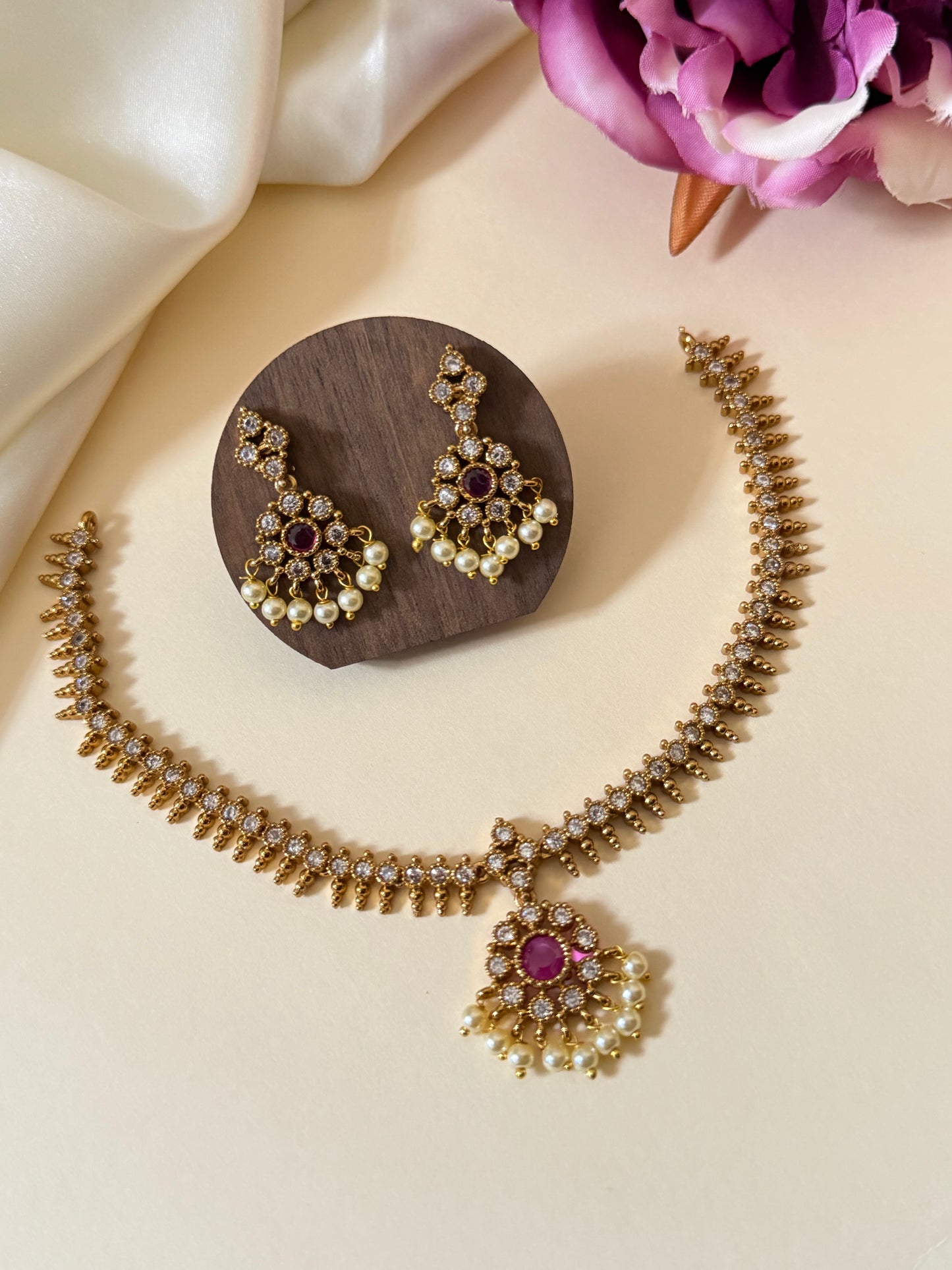 Pavithra - classic attigai necklace set