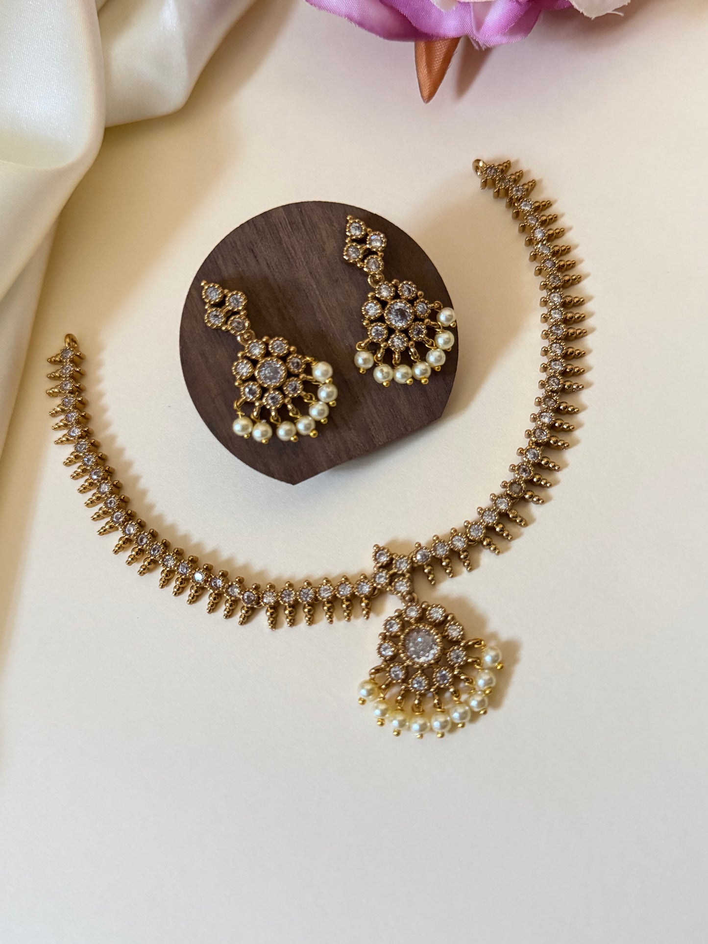 Pavithra - classic attigai necklace set