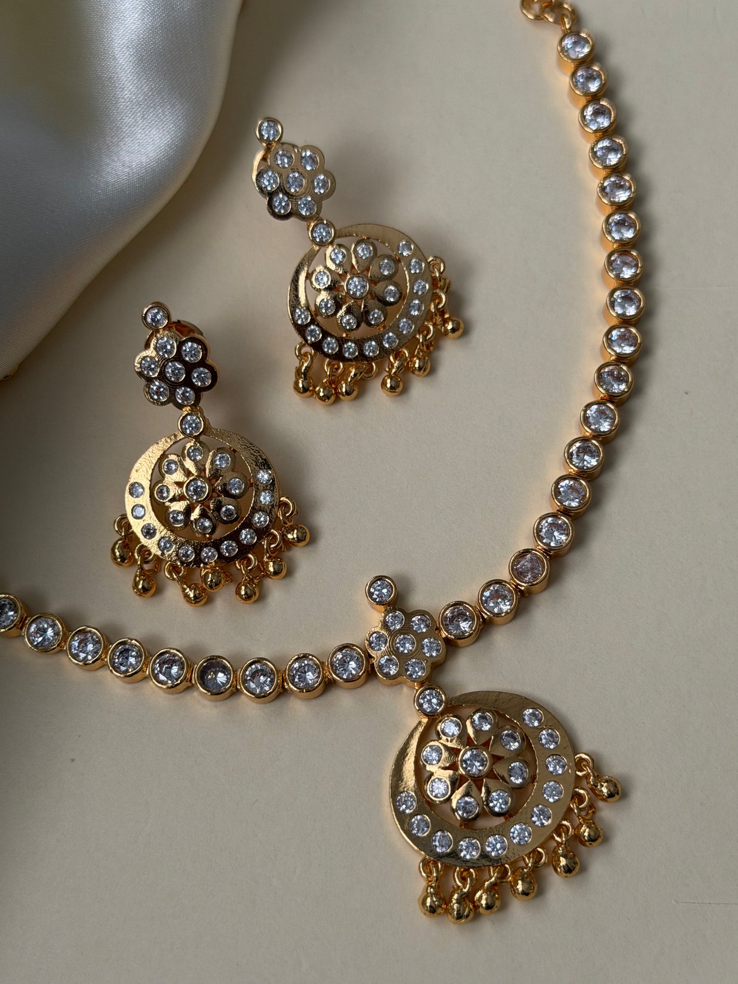 Vijayamala - Impon Attigai or Adiyal Necklace Set