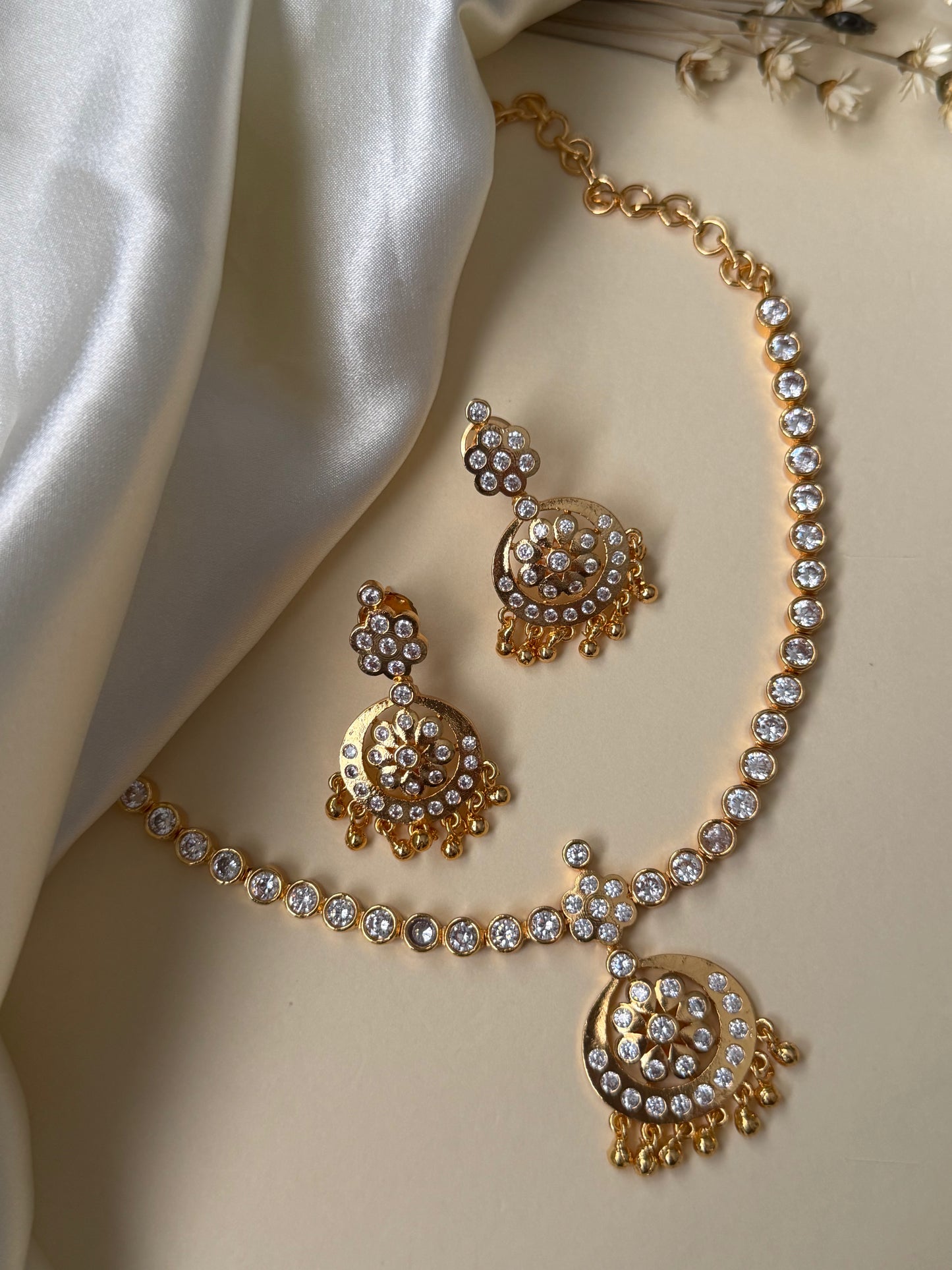 Vijayamala - Impon Attigai or Adiyal Necklace Set
